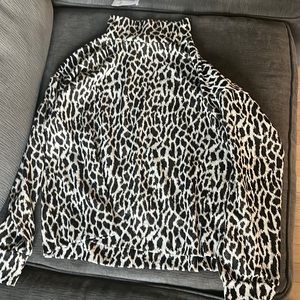 LOFT LEOPARD SWEATER SIZE LARGE!!